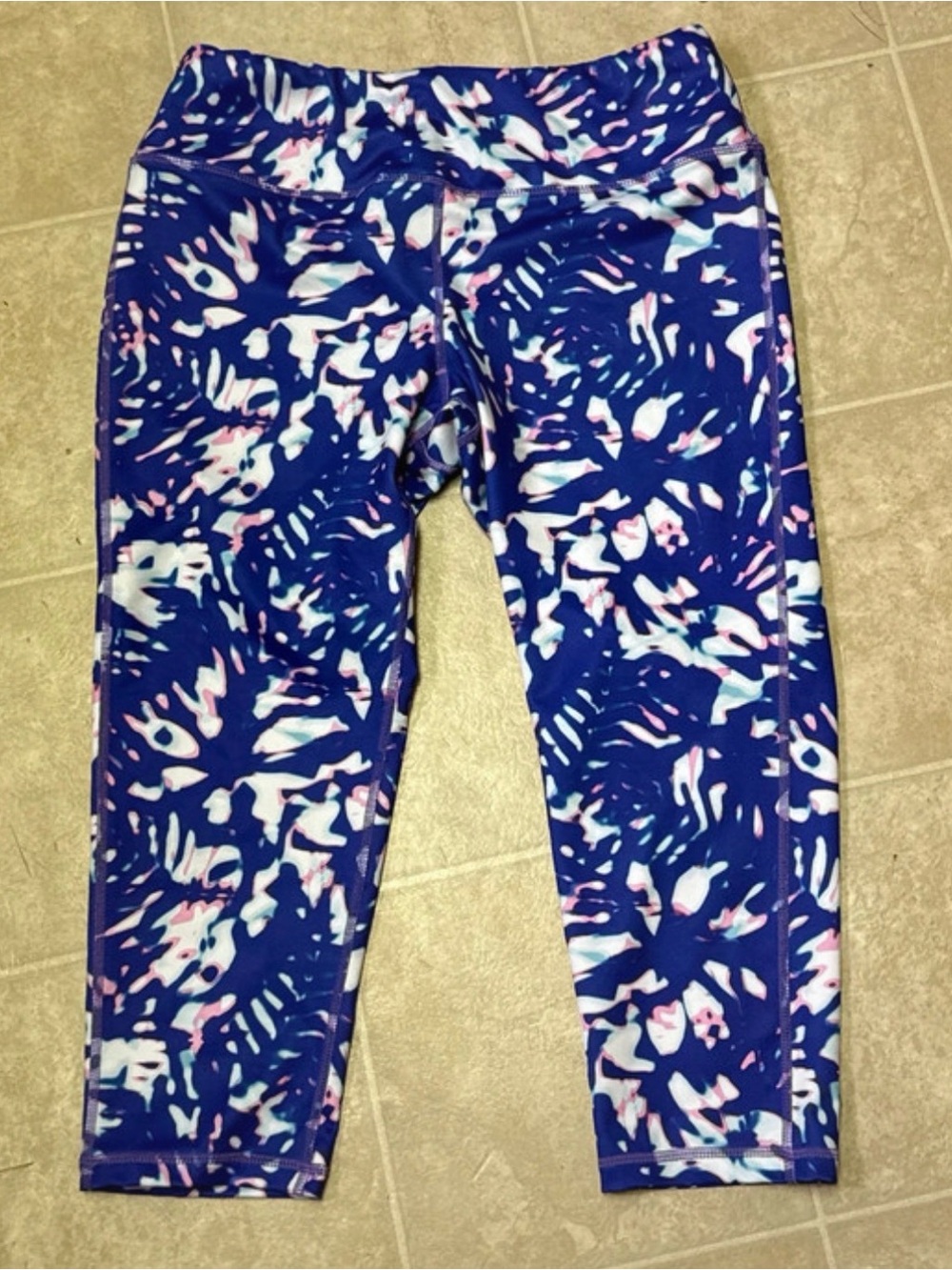 Pro player women’s athletic capris leggings size medium